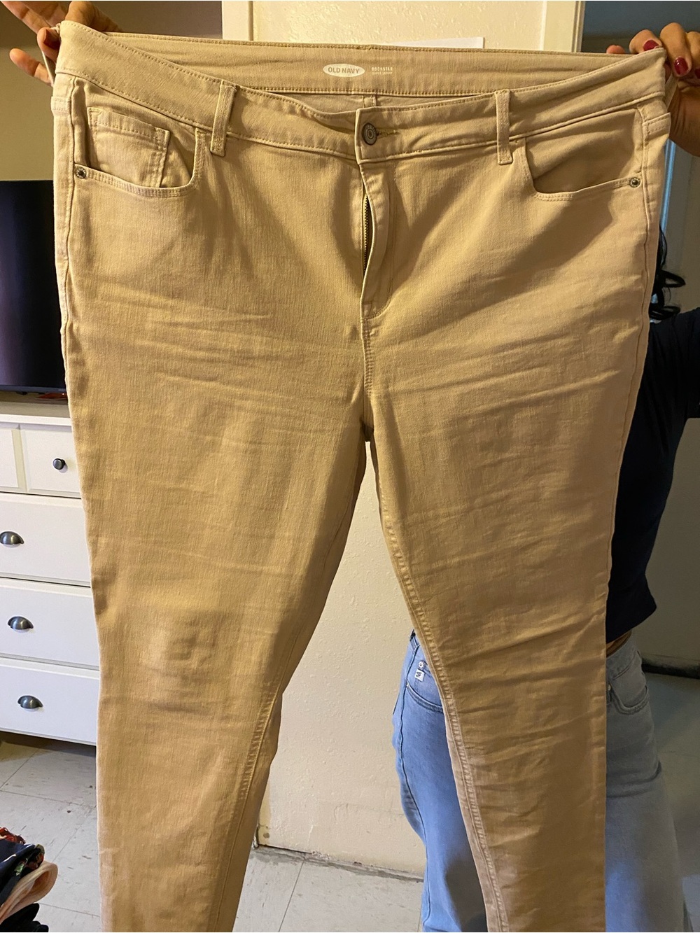 Old Navy Women’s Skinny Jeans in Taupe Beige